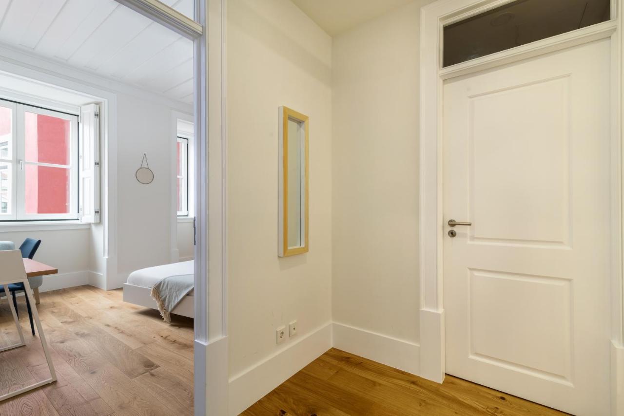 Modern Flat In Downtown Lisbon By Lovelystay Eksteriør billede